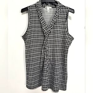 Spence Black and White Checkered Sleeveless Top / Size Large